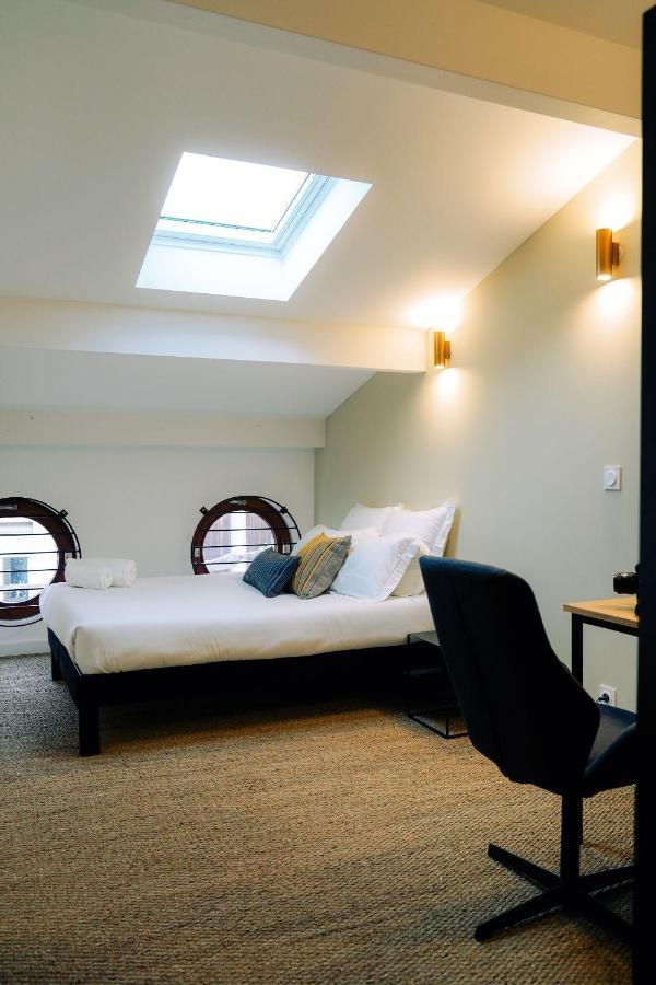 Large Double Room,1743646338:JPEG