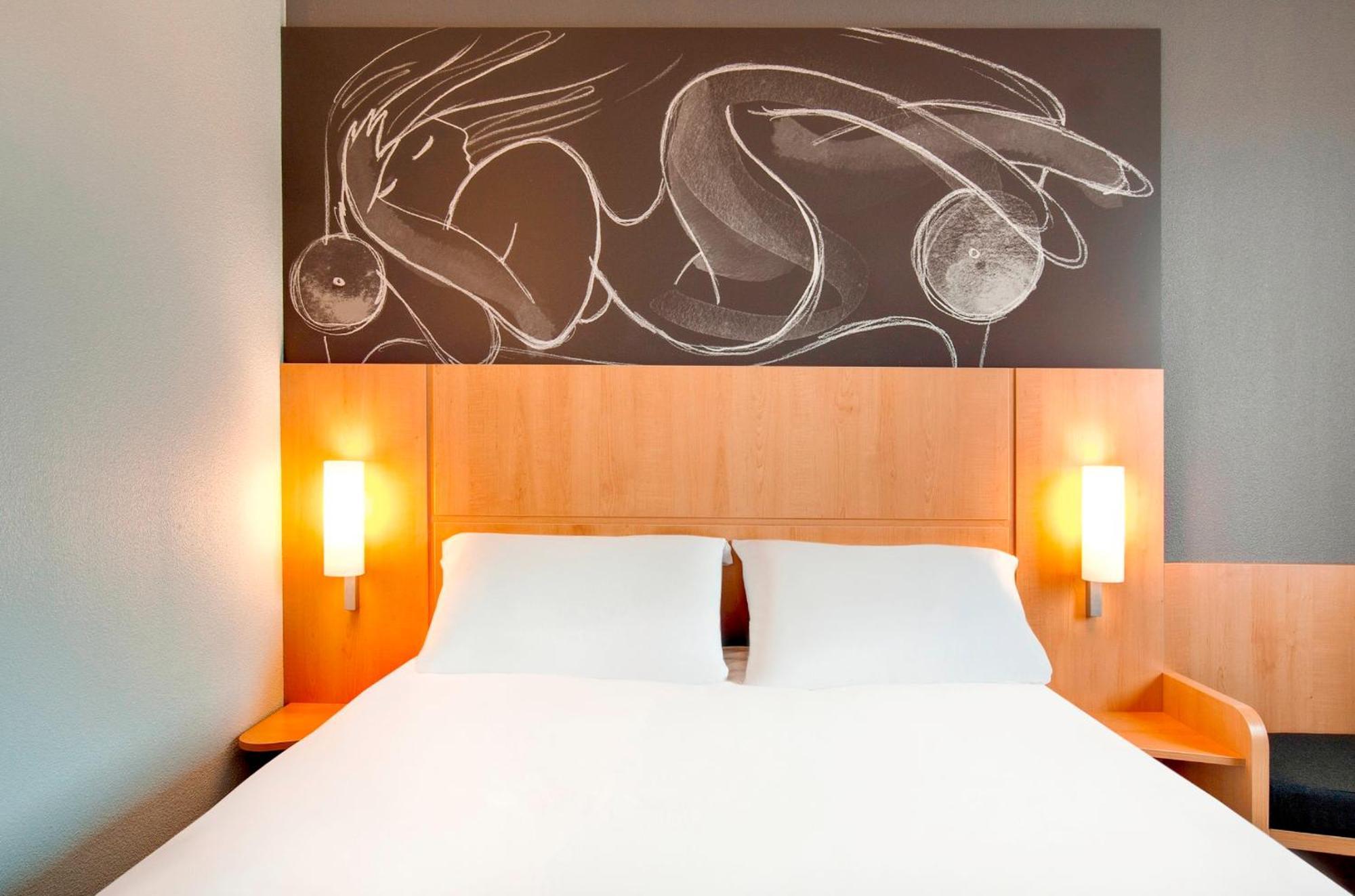 Chambre Standard avec Lit Double et Lits Jumeaux