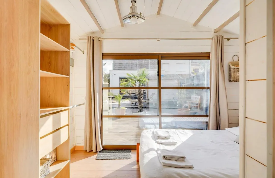 Superb Loft Bordeaux-1