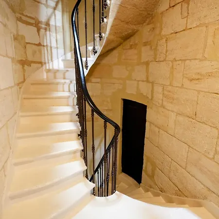Au Coeur de Bordeaux - B&B et Cave à vin-3